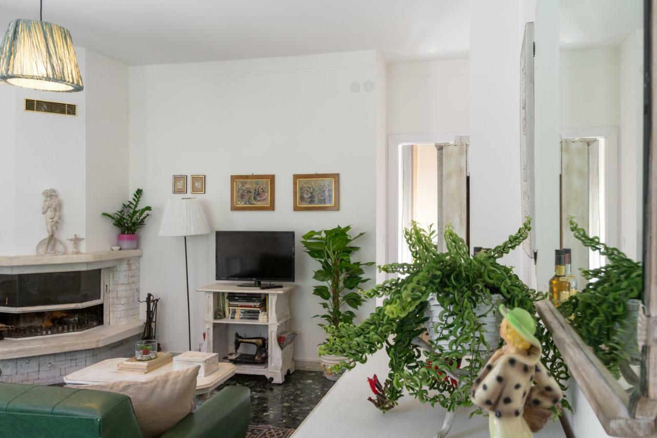 Ferienwohnung La Casa Di Elda Dolceacqua Exterior foto